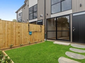 3 Albert Road, Kelston, Auckland