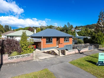 1 Centennial Avenue, Helensburgh, Dunedin