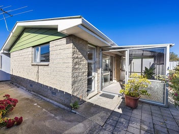 17B Bradshaw Street, South Dunedin, Dunedin
