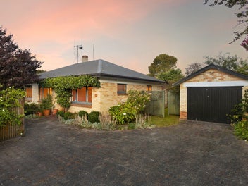 18 Tamihana Avenue, Fairfield, Hamilton
