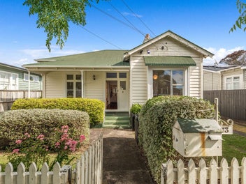 33 Halesowen Avenue, Sandringham, Auckland