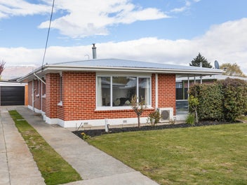 128 Centennial Avenue, Alexandra