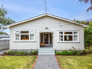 12A Kuratawhiti Street, Greytown