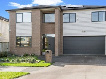 22 Charlestown Drive, Flat Bush, Auckland