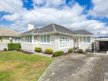 54 Fraser Crescent, Elderslea, Upper Hutt