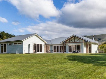 23 Waipuka Road, Waimarama, Havelock North