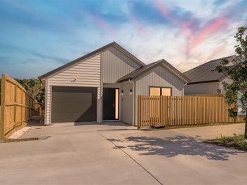 36 Whakairo Crescent, GULF HARBOUR, WHANGAPARAOA