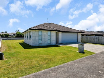 20 Sando Way, One Tree Point