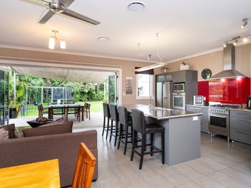 709 Avenue Road West, Saint Leonards, Hastings