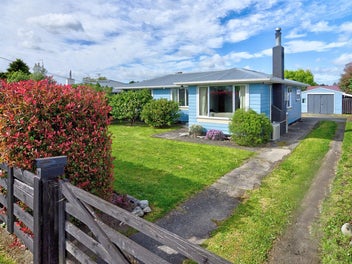 14 William Benton Street, Featherston