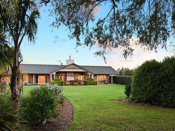 15 Lissette Road, Hamilton