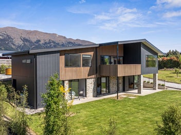 17 Sam John Place, Lake Hawea, Wanaka