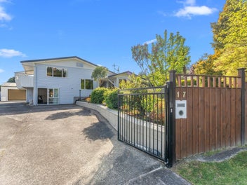 17 Awatea Terrace, Lynmore, Rotorua