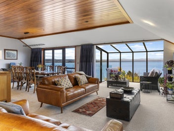 39 Wakeman Road, Acacia Bay, Taupo