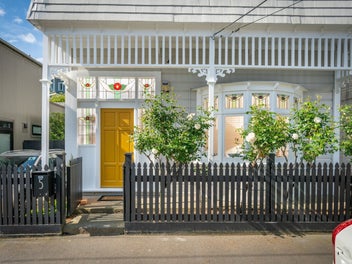 5 Armour Avenue, Mount Victoria, Wellington