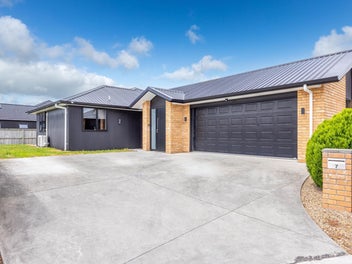 7 Heke Lane, Glenview, Hamilton