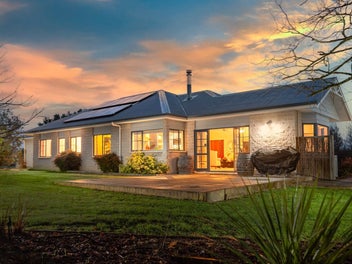 15 Campbell Drive, Martinborough, Martinborough