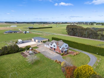 268 West Plains School Road, West Plains