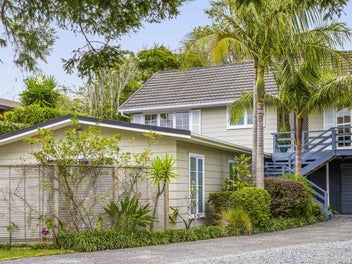 78 Rosario Crescent, Red Beach, Red Beach