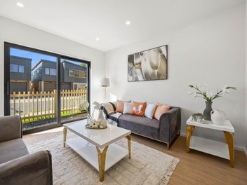 32 Taipahitini Road, Rosehill, Papakura