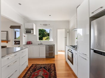 384 Devon Street West, Lynmouth, New Plymouth