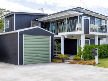 14A Weka Road, Waipahihi, Taupo