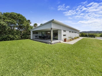 1158 East Coast Road, Pokeno