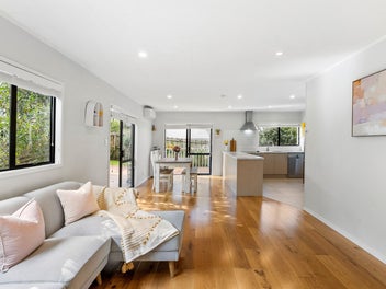 1/11 Kupari Place, Tōtara Vale, Auckland