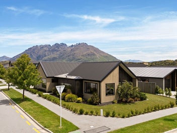 41 Bannister Street, Jacks Point, Queenstown