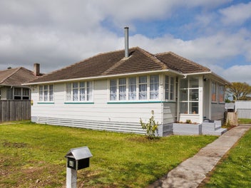 40 Cardiff Street, Awapuni, Palmerston North