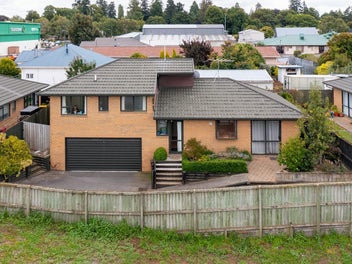 25 Peter Street, Ashburton