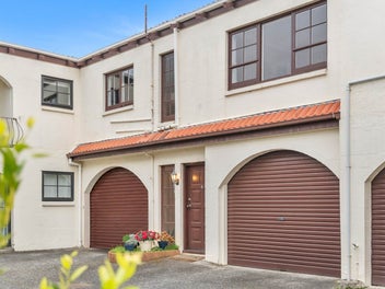 4/2 Brightside Road, Epsom, Auckland