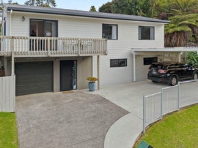 66 Topliss Drive, Northcross, Auckland