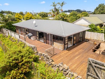 9A Raetihi Crescent, Mount Albert, Auckland