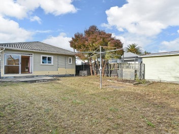 262 Breezes Road, Aranui, Christchurch