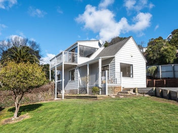 1 Dalgarven Place, Hillsborough, Christchurch