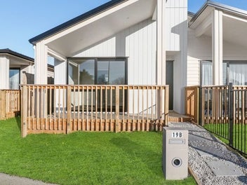 19B Tributary Parade, Karaka, Papakura