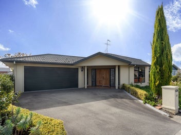 12 Karina Crescent, Redwoodtown, Blenheim