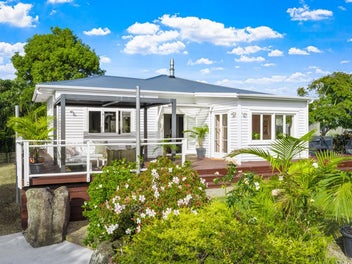 22 Sunrise Boulevard, Snells Beach, Snells Beach