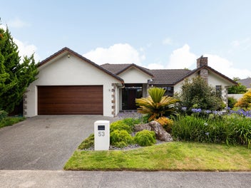 53 Barrington Drive, Huntington, Hamilton