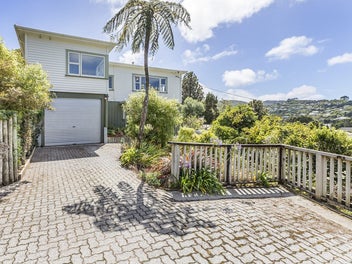 8 Allington Road, Karori, Wellington