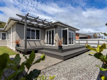 187 Main South Road, Karoro, Greymouth
