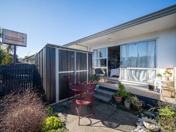 17 Golf Road, Tahunanui, Nelson