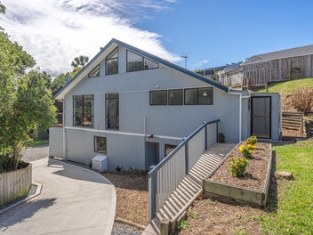 85 Leinster Avenue, Raumati South, Paraparaumu