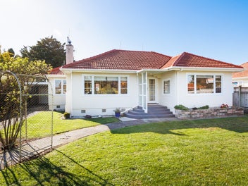 6 Freyberg Street, Roslyn, Palmerston North