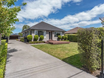 31 Downing Street, Hoon Hay, Christchurch