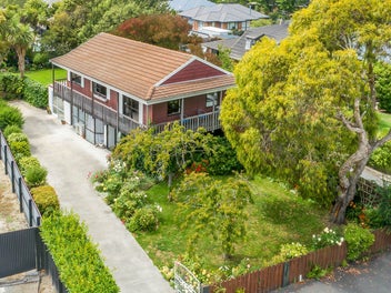 34 Main North Road, Woodend, Woodend