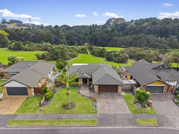 26 Norman Close, The Gardens, Auckland