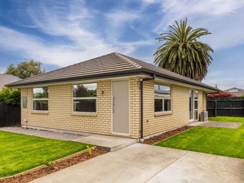 14B Sylvia Street, Parklands, Christchurch
