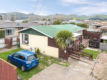 21 Maces Road, Bromley, Christchurch